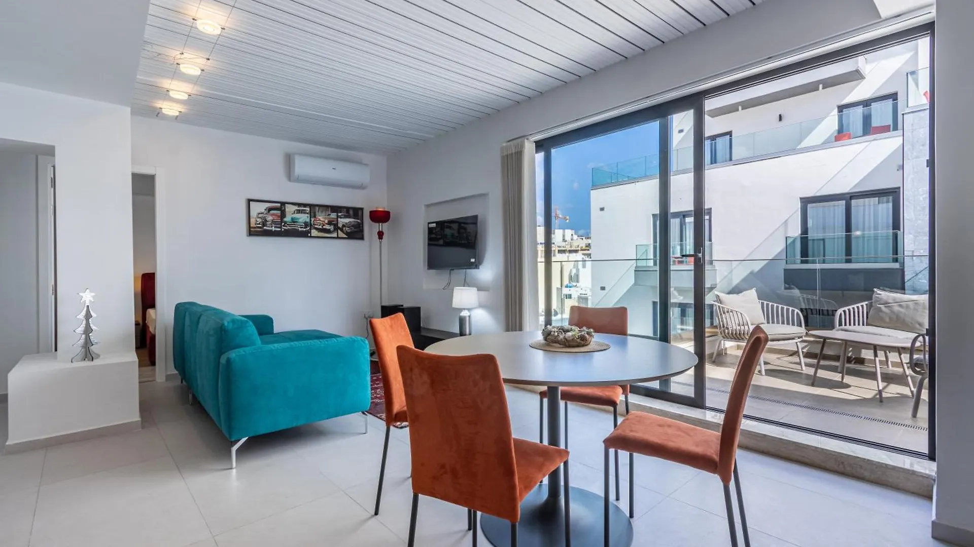 Designer Seaside 2Br Apt With Wifi And Ac & Comfy Beds By 360 Estates Gzira 0*,  Malta