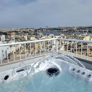 Wonderful With Shared Jacuzzi And Panorama Rooftop Appartement